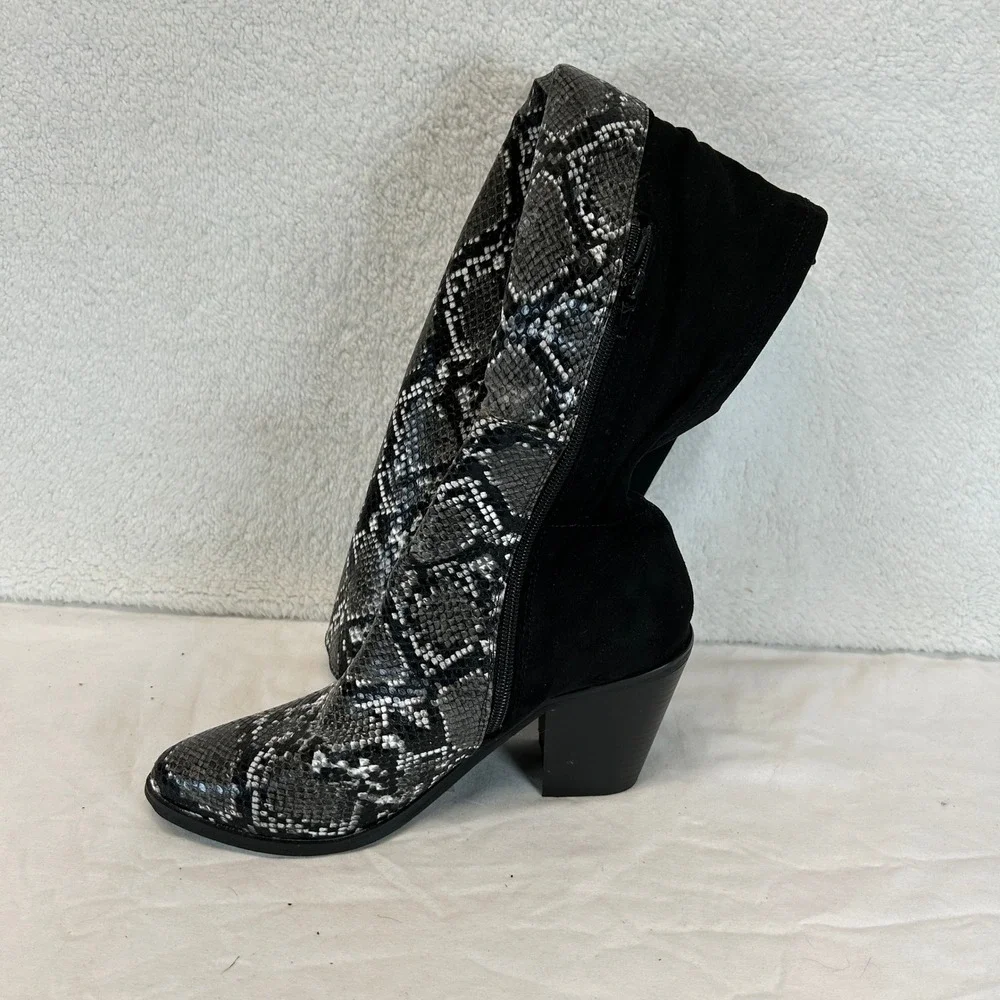 Chase + Chloe keywords snakeskin
